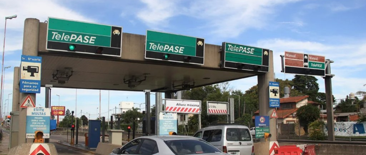 Pese a la paralización de obras y del mantenimiento de rutas nacionales, los peajes aumentan hasta 19%