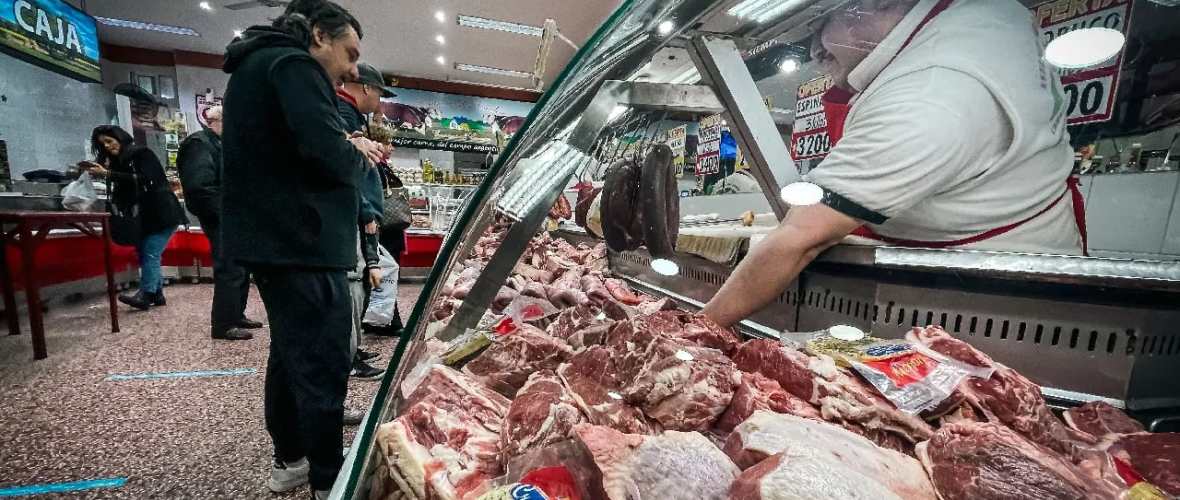 Precios que suben, sueldos estancados y dólar en baja: Junín se encarece en moneda extranjera