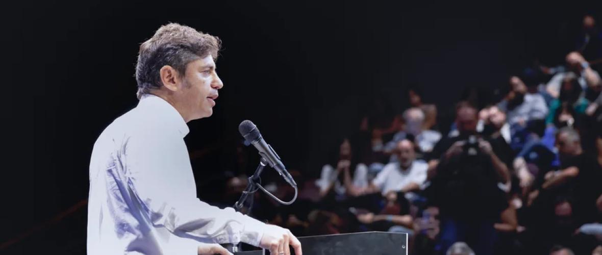 Kicillof convocó a los 135 intendentes para analizar el impacto del plan económico de Milei