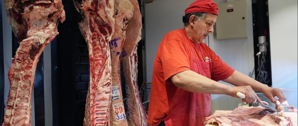 Era Milei: inflación del 280%, carne +550%, nafta +500%, transporte +1.000% y salarios apenas arriba del 200%