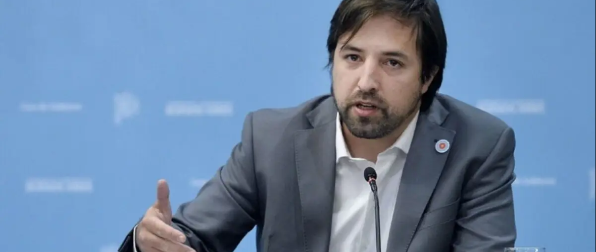 Desplazan a Juan Sebastián Riera de su cargo como director de Hospitales bonaerenses