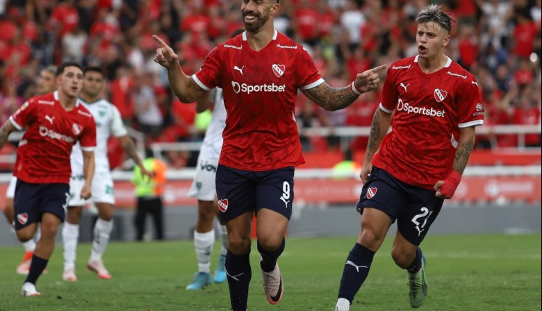 Independiente venció 2-1 a Sarmiento en la primer fecha del campeonato