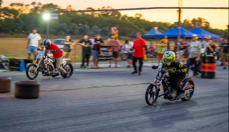 Más de 80 competidores corrieron picadas de forma segura en el autódromo de Junín