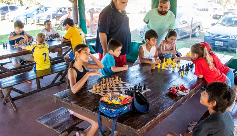 La Escuela de Ajedrez planifica un año cargado de actividades