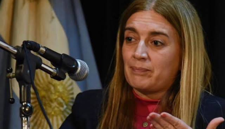 La diputada juninense Danya Tavela consideró "gravísimo" el incidente entre Facundo Manes y Santiago Caputo