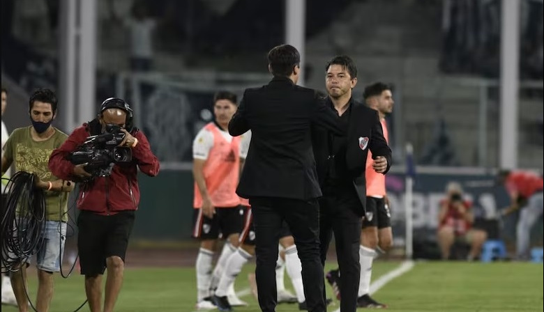 El "Cacique" Medina y Marcelo Gallardo palpitaron el choque por la Supercopa Internacional