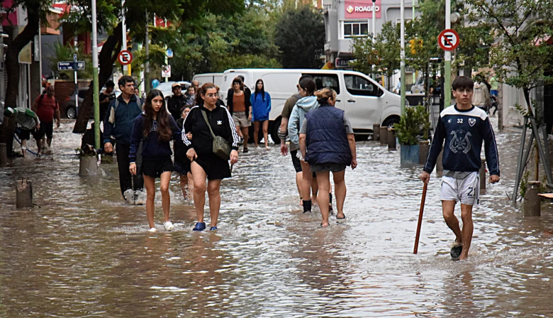 Bahía Blanca: la asistencia a los damnificados el día después del temporal