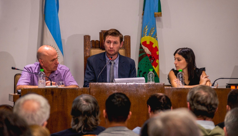 Ferraris realizó la apertura de sesiones con cuatro horas de exposición