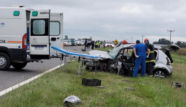 Una juninense perdió la vida en un choque frontal en Ruta 7