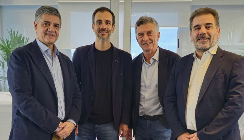Con la presencia de Petrecca, Macri recibió a Ritondo después de la foto con Karina Milei