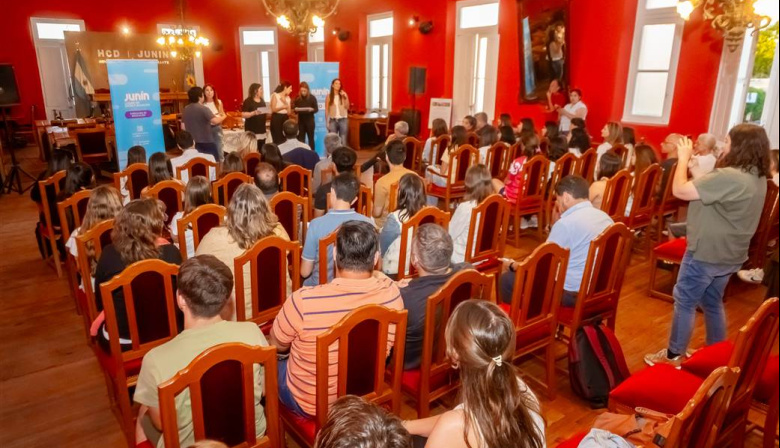 Junín celebró los 10 años de OVO con un acto que destacó el impacto del programa en miles de jóvenes