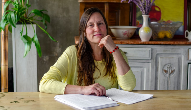 Alejandra Cicoria lanza la preventa de La Rosa de Jericó, una novela que entrelaza identidad, memoria y sanación