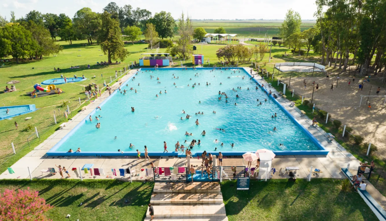 General Viamonte presentó los valores y servicios del Parque Balneario para el verano 2026