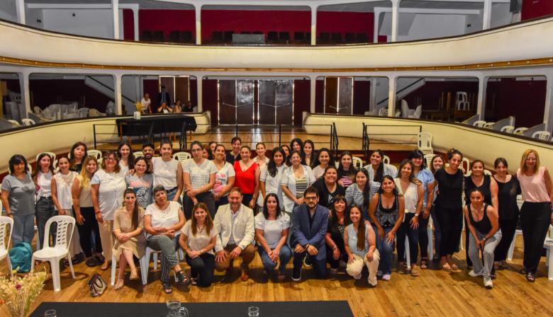 Brindaron un seminario para trabajadoras sociales del distrito de Lincoln