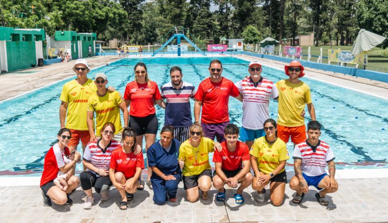 Arrancó la temporada en el natatorio municipal del Parque General “San Martín”