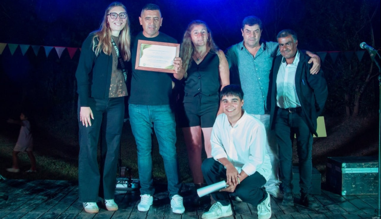 Reconocimientos y emoción en la Fiesta de la Bondiola Doradense