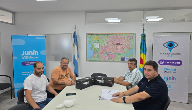 Reunión de trabajo entre funcionarios de Seguridad y fomentistas de Villa Belgrano