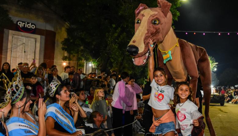 El Carnavalincoln 2026 desplegó su magia y color en El Triunfo