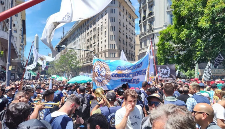 La reforma laboral de Milei y el desfinanciamiento silencioso del sistema de salud