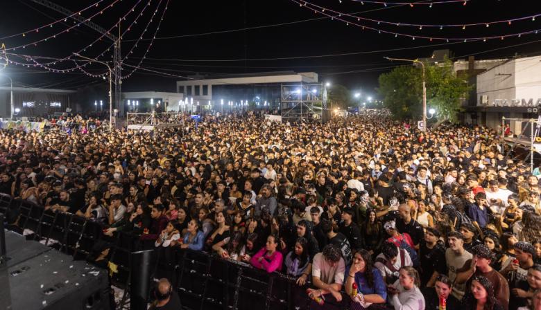 GALERÍA DE FOTOS. Lincoln ya late al ritmo de su Carnaval Artesanal