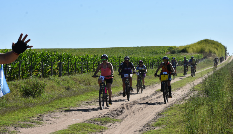 Gran convocatoria en la primera edición del Cicloturismo en General Arenales
