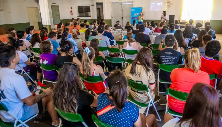 El Gobierno de Junín continúa con el ciclo de capacitaciones en manipulación de alimentos en los barrios