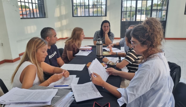 El Consejo Municipal de Becas comenzó a evaluar las postulaciones para 2026