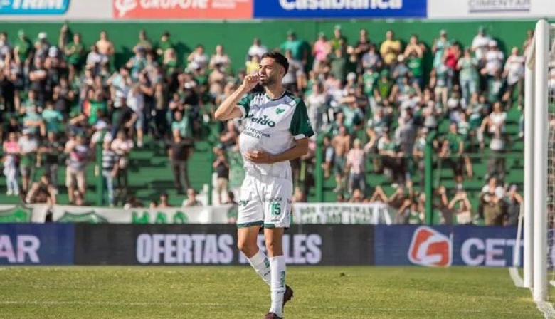 Sarmiento le ganó a Aldosivi por 2-0, en un duelo crucial por la permanencia