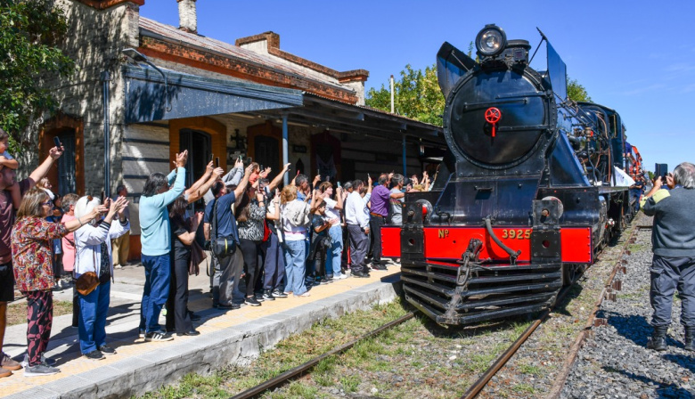 Mechita. La Fiesta del Ferroviario volvió a emocionar con historia, trenes y comunidad