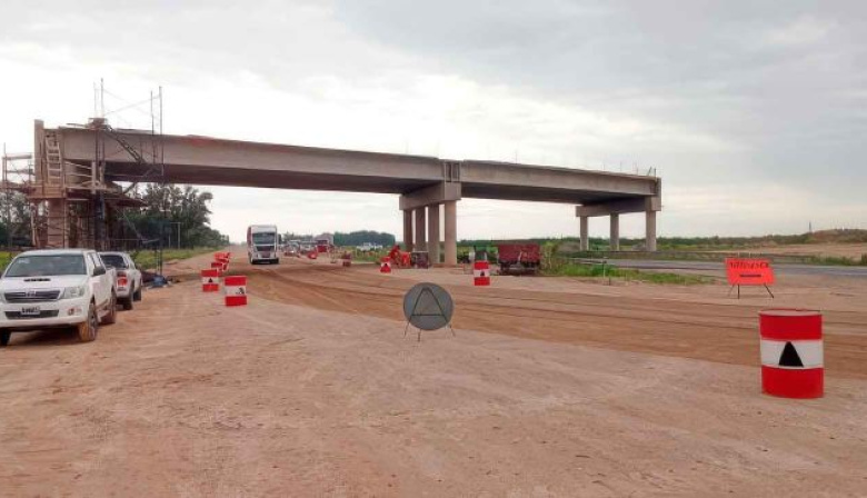 Alerta en Ruta 5 con la autopista paralizada: crece la circulación de camiones a Vaca Muerta
