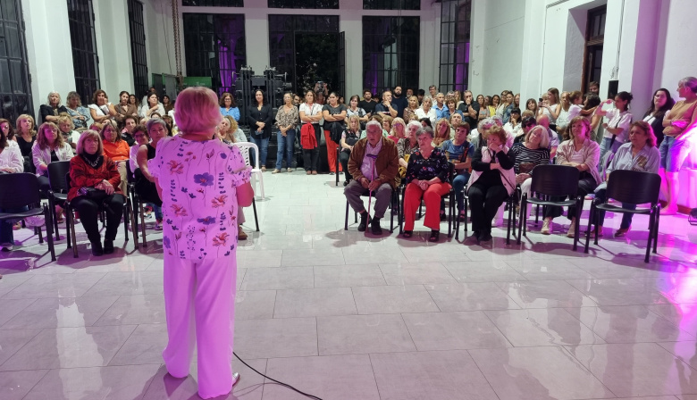 Rojas homenajeó a 13 mujeres destacadas por su compromiso con la comunidad