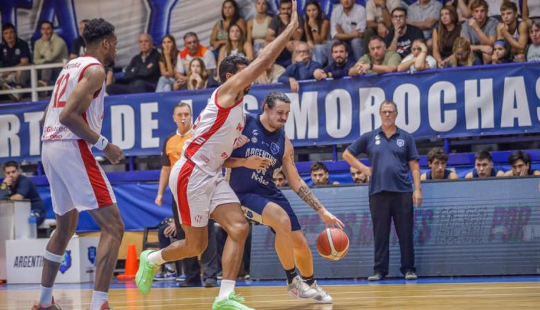 Argentino volvió a tropezar en casa y la preocupación crece