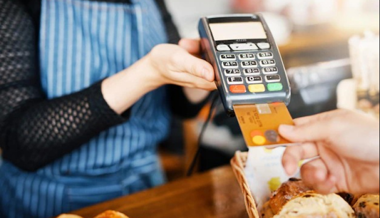 De financiar sueños a sostener el día a día: el cambio silencioso del uso de las tarjetas en Argentina