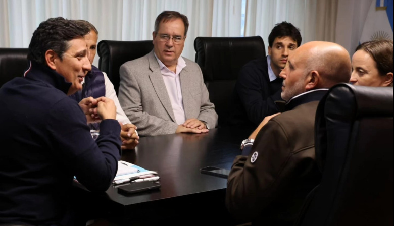 Trabajo conjunto por la seguridad vial en General Pinto: refuerzan controles y prevención