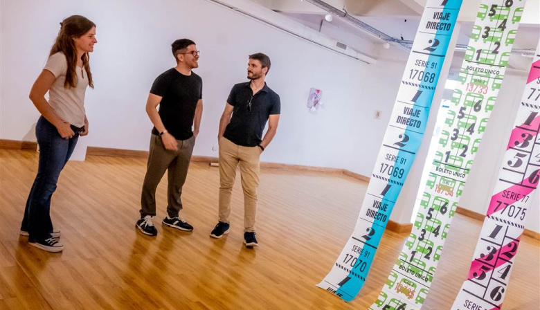 La muestra “Un boleto a casa” abrirá sus puertas este sábado en el MACA con entrada libre y gratuita