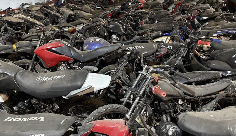 Lincoln firmó un convenio con Nación para compactar vehículos secuestrados y liberar predios municipales