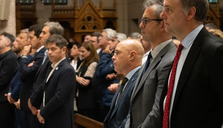 La misa en Luján por el Papa Francisco reunió a Adorni y Kicillof, pero se bajó Villarruel
