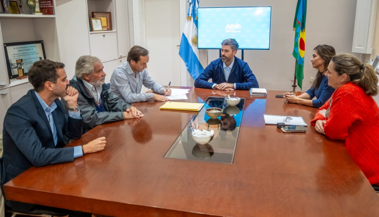 El Municipio y el Club Social de Junín avanzan en la puesta en valor de su histórica sede