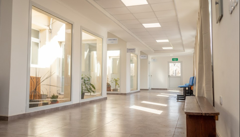 El nuevo sistema de calefacción a gas ya funciona en plenitud en la Unidad Sanitaria y el geriátrico