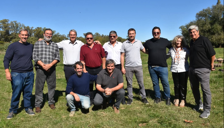 Castilla suma obras: anuncian un parque solar, entregan materiales al CAI Solcito y avanzan mejoras deportivas