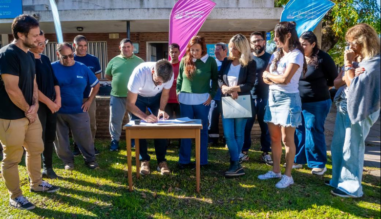 Agustín Roca: firmaron un convenio para fortalecer el reciclaje y avanzar en políticas de sustentabilidad