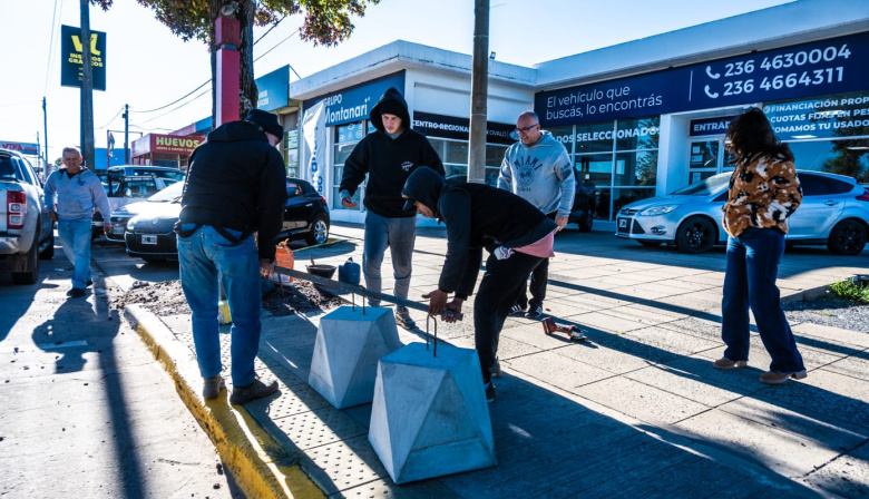 El Municipio de Junín refuerza la infraestructura urbana en paradas de colectivo