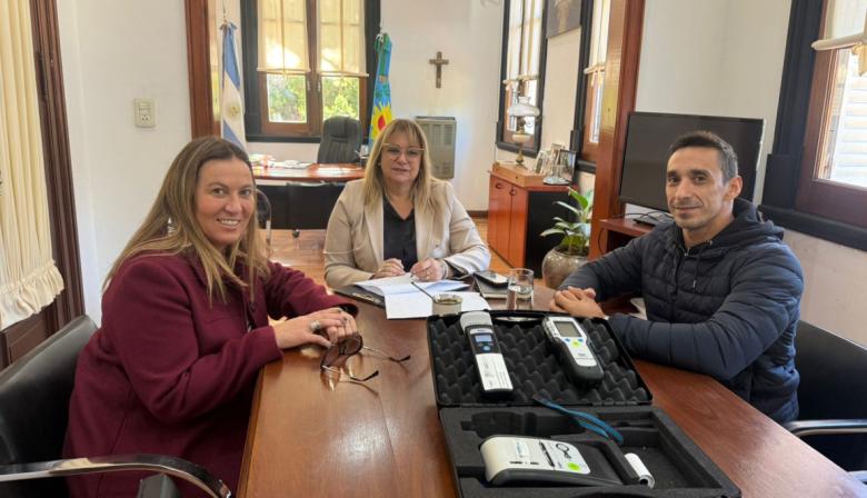 Revilla recibió a Arata: firmaron un convenio que permitirá sumar herramientas clave para la prevención en el tránsito.