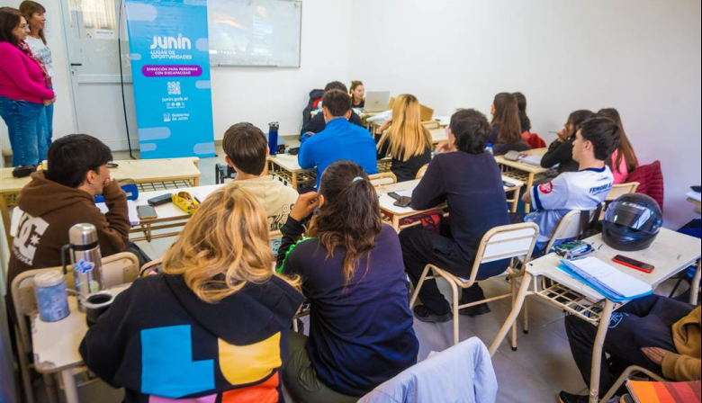 Junín impulsa la formación docente con una jornada sobre discapacidad e inclusión