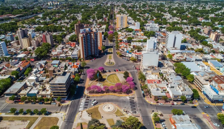 Junín, la pequeña Buenos Aires del noroeste bonaerense: una ciudad que crece, resiste y busca su lugar en medio del caos