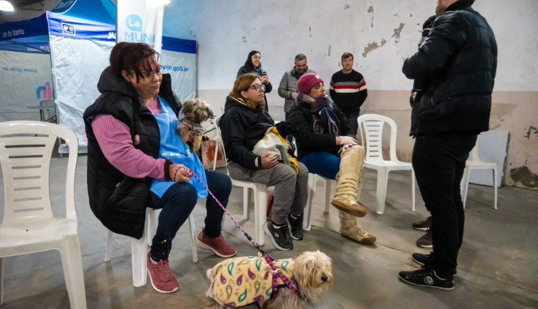 “La Muni en tu Barrio” llegó a barrio Norte con servicios, trámites y atención para vecinos