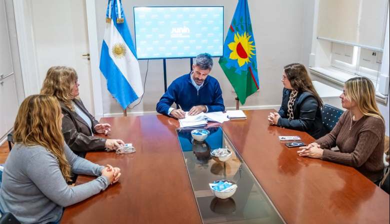 Educación: el Municipio firmó nuevos comodatos