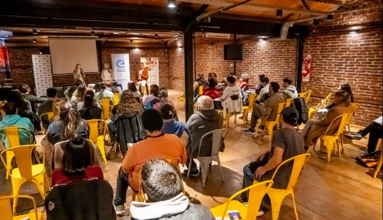 Se realizó el taller de empleabilidad impulsado por la Oficina de Empleo junto a consultoras locales