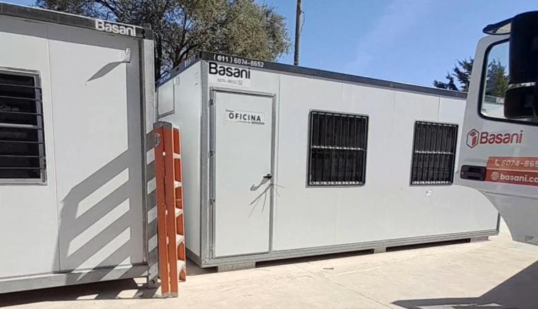 Llegaron dos aulas móviles a la Escuela Secundaria 23 “El Carpincho”