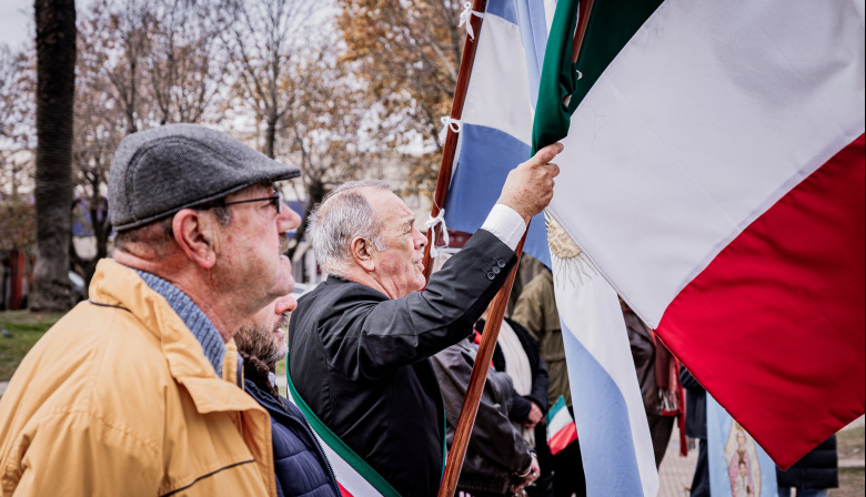 Los Toldos conmemoró el 80° aniversario de la República Italiana con un acto en Plaza Rivadavia